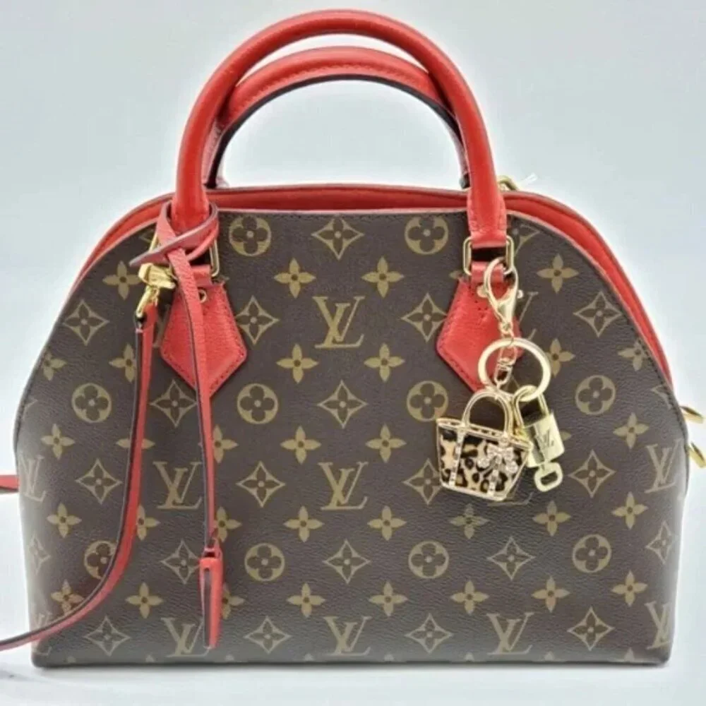 Louis Vuitton Gold Padlock Key 🔒 Authentic LV Charm + Unbranded Bag Keychain - Picture 8 of 8
